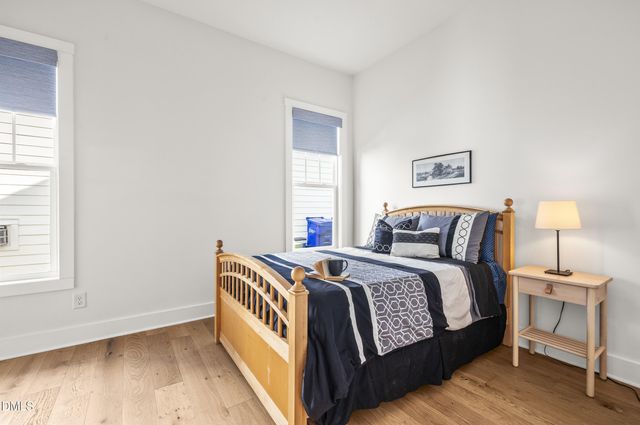 529 Kings Lake Way, Durham, NC 27703