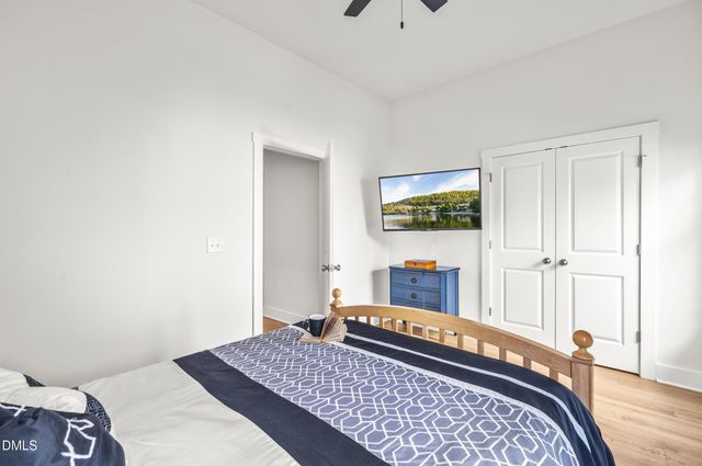 529 Kings Lake Way, Durham, NC 27703