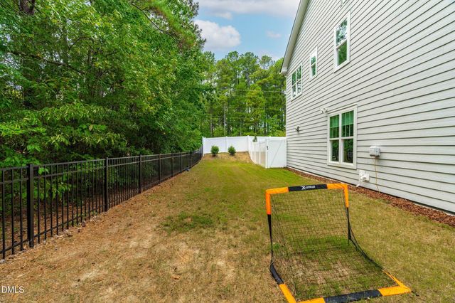529 Kings Lake Way, Durham, NC 27703