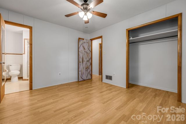 25 Hickory Tree Road, Asheville, NC 28805