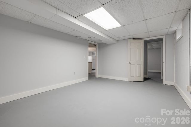 25 Hickory Tree Road, Asheville, NC 28805