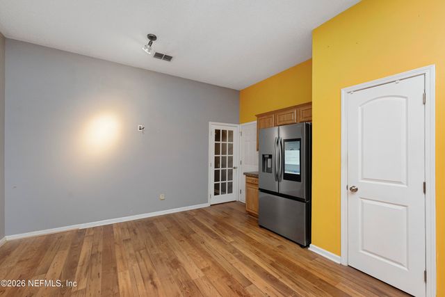 1048 WHIRLAWAY Circle, Jacksonville, FL 32218