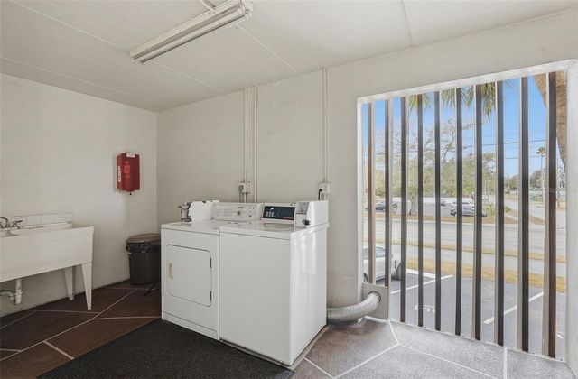 4435 1ST STREET NE 205, St Petersburg, FL 33703