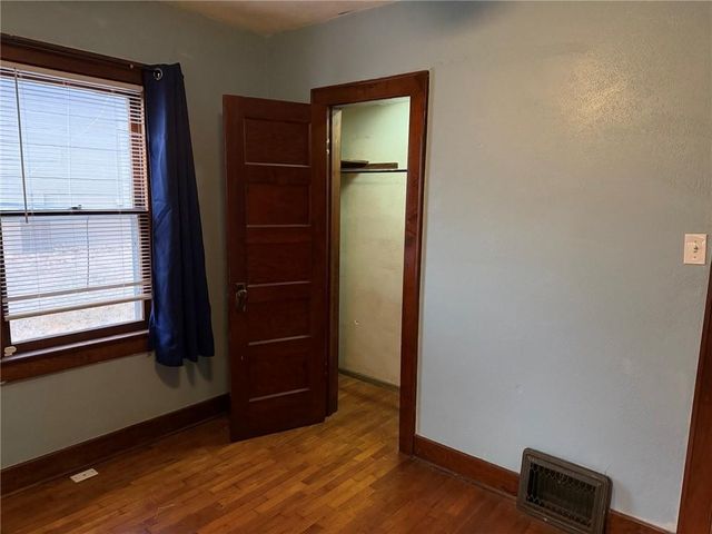 1723 S 39th Street, St Joseph, MO 64507