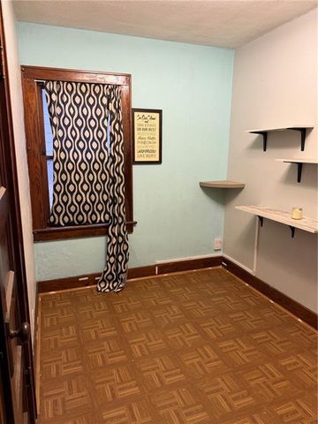 1723 S 39th Street, St Joseph, MO 64507