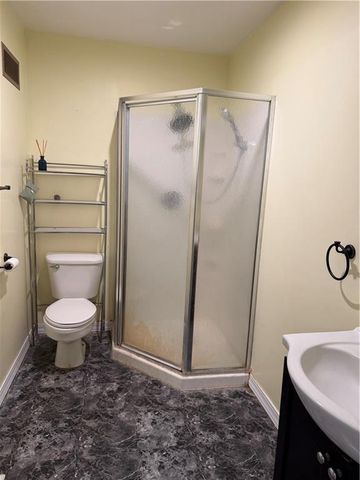 1723 S 39th Street, St Joseph, MO 64507