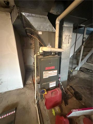 1723 S 39th Street, St Joseph, MO 64507