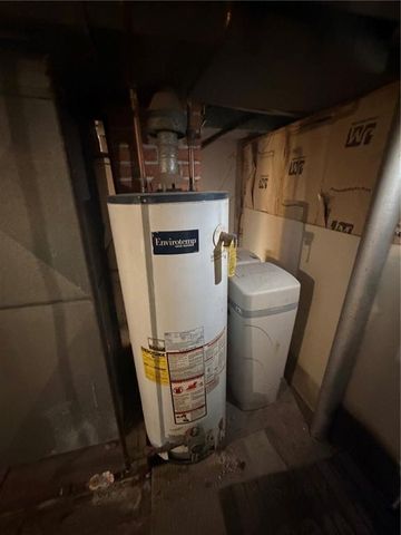 1723 S 39th Street, St Joseph, MO 64507