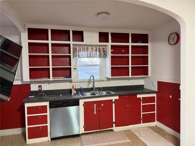 1723 S 39th Street, St Joseph, MO 64507