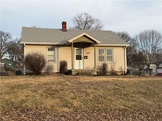 1723 S 39th Street, St Joseph, MO 64507