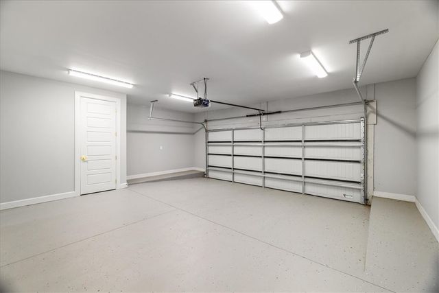 3907 S Champions Drive, Rogers, AR 72758