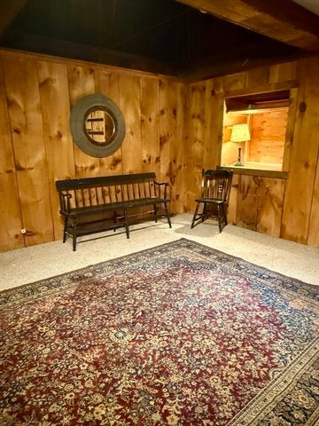 285 Brookfield Rd, Sturbridge, MA 01518