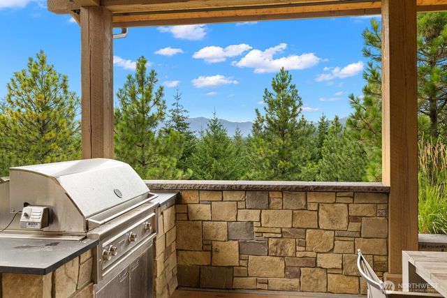 301 Big Hill Drive, Cle Elum, WA 98922