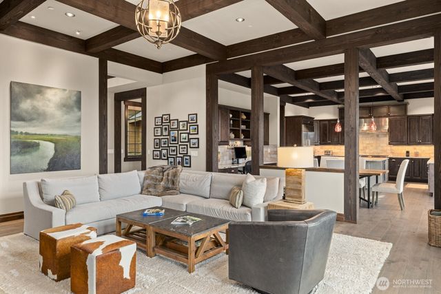 301 Big Hill Drive, Cle Elum, WA 98922