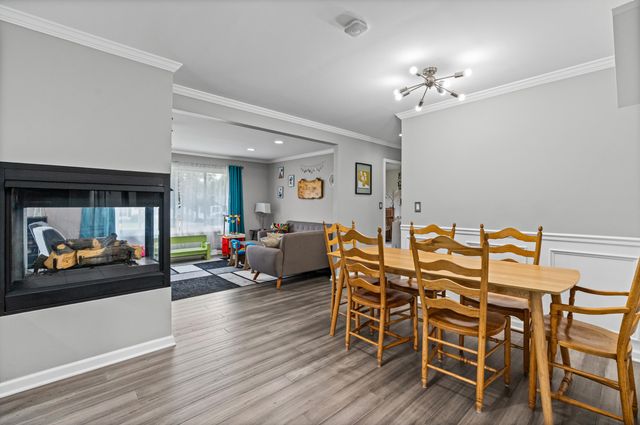5345 Clinton River Drive, Waterford, MI 48327