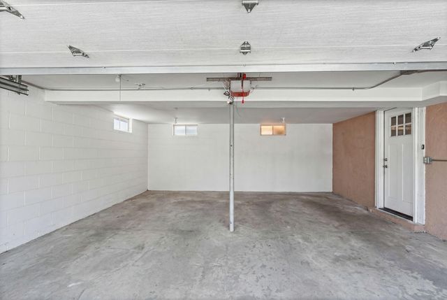 5345 Clinton River Drive, Waterford, MI 48327