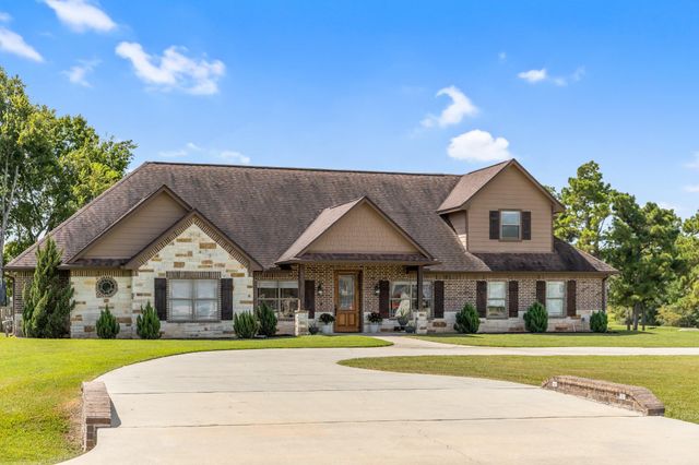 1723 Opal Trail, Willis, TX 77378