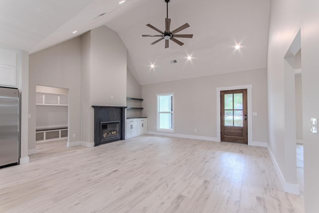 874 OLD SHILOH RD, Adamsville, TN 38310