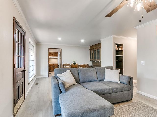 2912 Gettysburg Road, Edmond, OK 73013