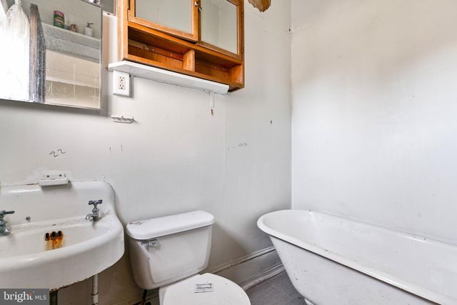 102 S BROAD ST, Middletown, DE 19709