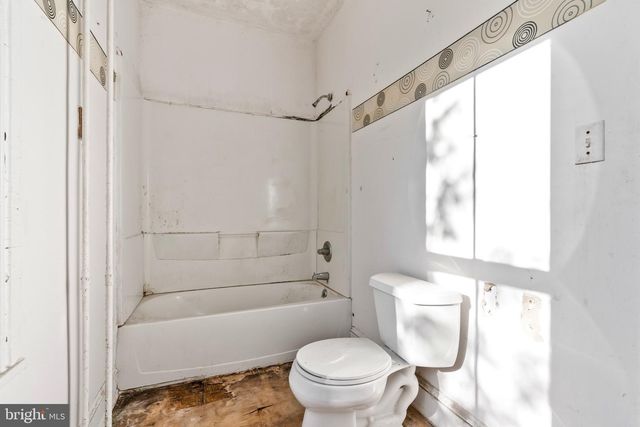 102 S BROAD ST, Middletown, DE 19709