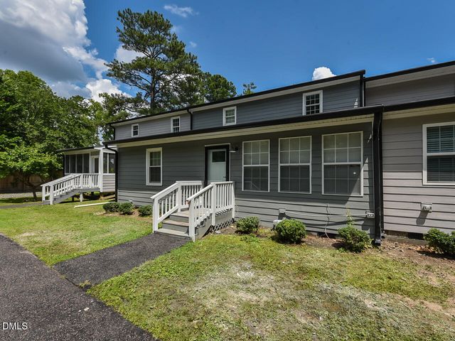 225 Douglas Street, Holly Springs, NC 27540