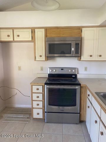 2960 Clearlake Drive 3, Melbourne, FL 32935