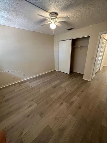 3176 Arbor Ln 2506, Hollywood, FL 33021