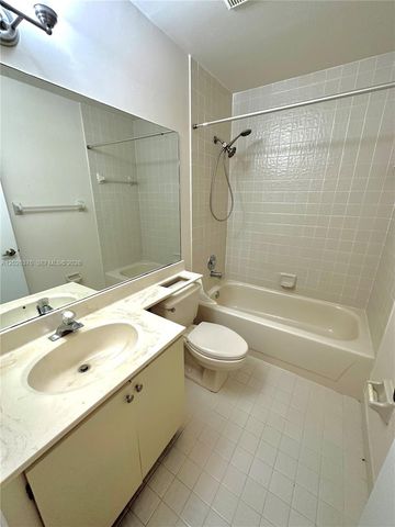 3176 Arbor Ln 2506, Hollywood, FL 33021