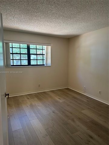 3176 Arbor Ln 2506, Hollywood, FL 33021
