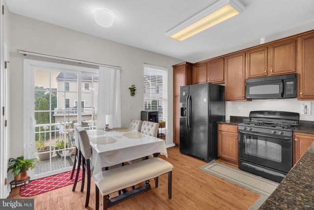 42911 PAMPLIN TER, Chantilly, VA 20152
