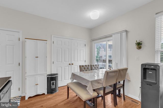 42911 PAMPLIN TER, Chantilly, VA 20152
