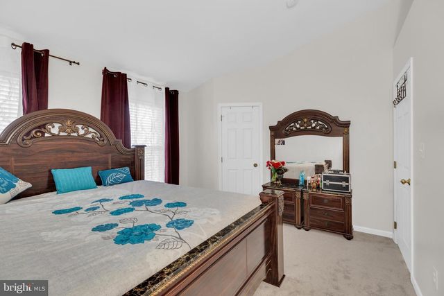 42911 PAMPLIN TER, Chantilly, VA 20152