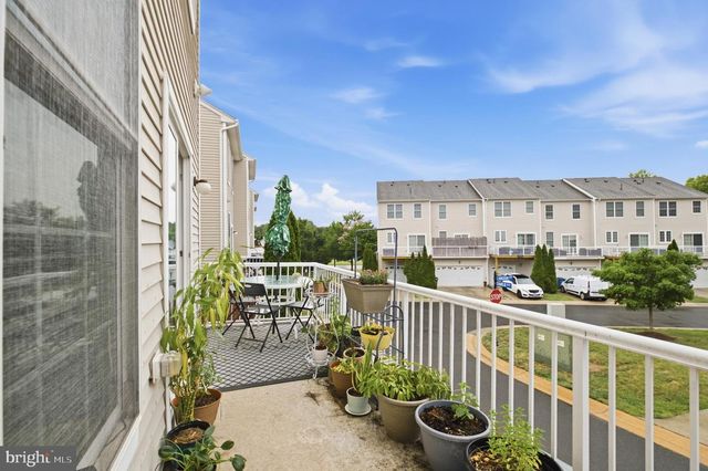42911 PAMPLIN TER, Chantilly, VA 20152