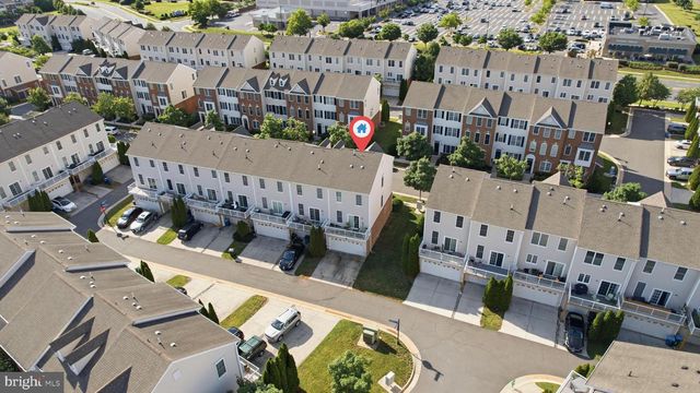 42911 PAMPLIN TER, Chantilly, VA 20152