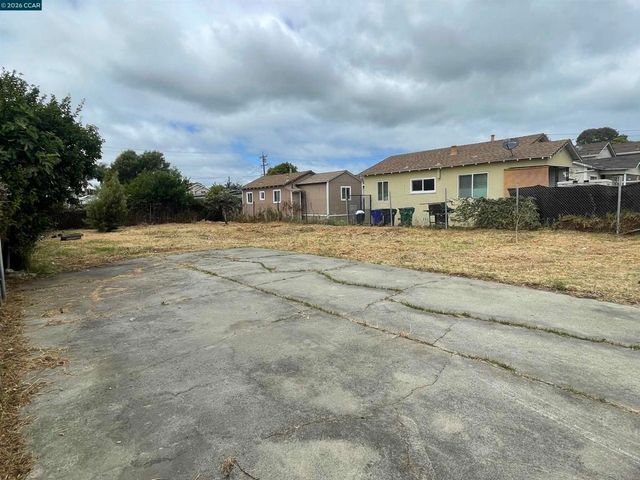1623 Truman St, Richmond, CA 94801