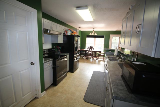 849 BLUE PEARL CV, Memphis, TN 38109
