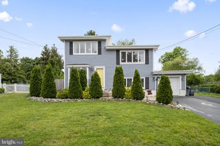 13 MALLORY WAY, Hamilton, NJ 08610