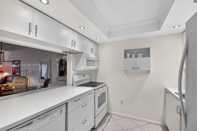 341 Waterside Drive 341, Hypoluxo, FL 33462