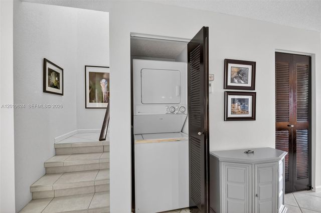 341 Waterside Drive 341, Hypoluxo, FL 33462