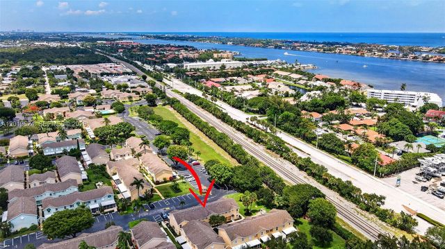 341 Waterside Drive 341, Hypoluxo, FL 33462