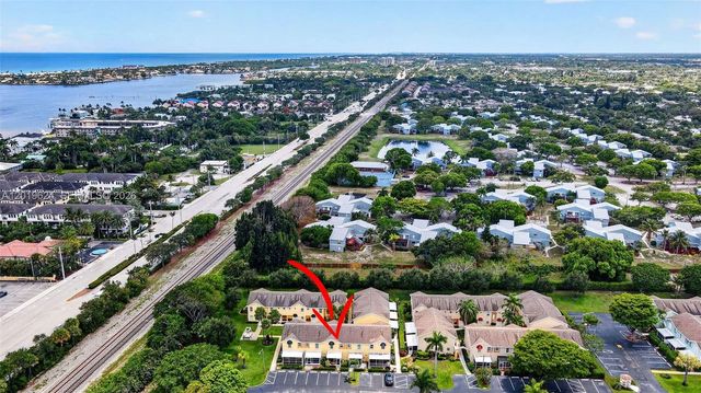 341 Waterside Drive 341, Hypoluxo, FL 33462
