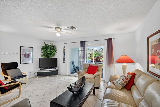 341 Waterside Drive 341, Hypoluxo, FL 33462