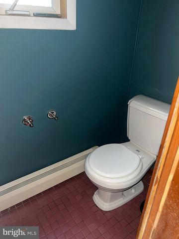 7 SHADY LN, Lincoln University, PA 19352