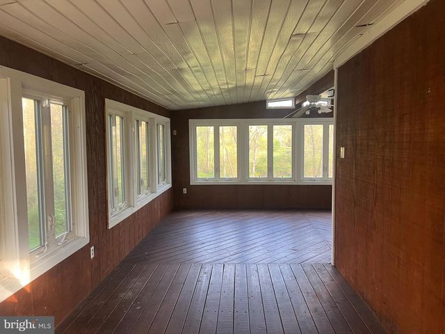 7 SHADY LN, Lincoln University, PA 19352