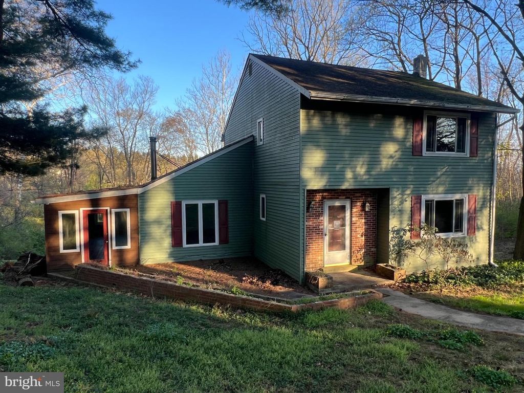7 SHADY LN, Lincoln University, PA 19352