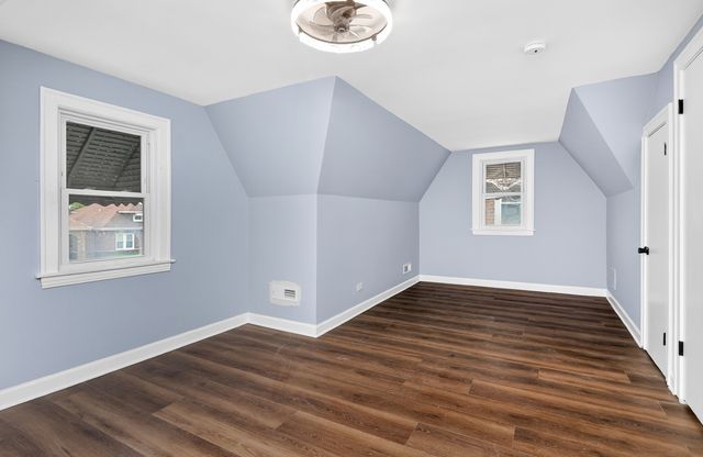 5624 W Pensacola Avenue, Chicago, IL 60634