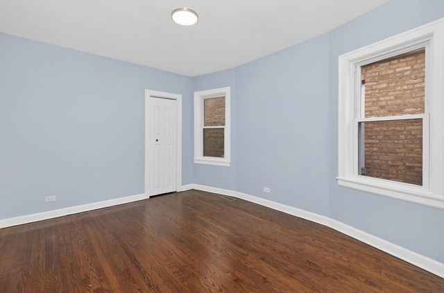 5624 W Pensacola Avenue, Chicago, IL 60634