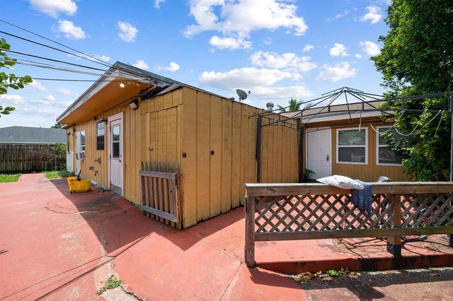 4373 VENUS Avenue, West Palm Beach, FL 33406