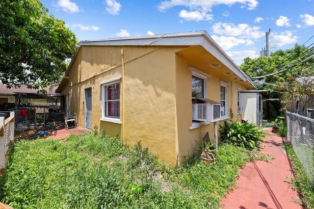 4373 VENUS Avenue, West Palm Beach, FL 33406